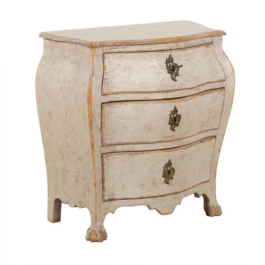 Exquisite 18th Century Rocco Commode